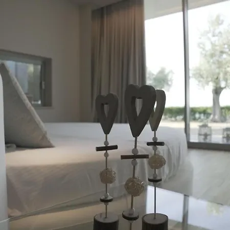 Отель Alkimia Boutique 3*