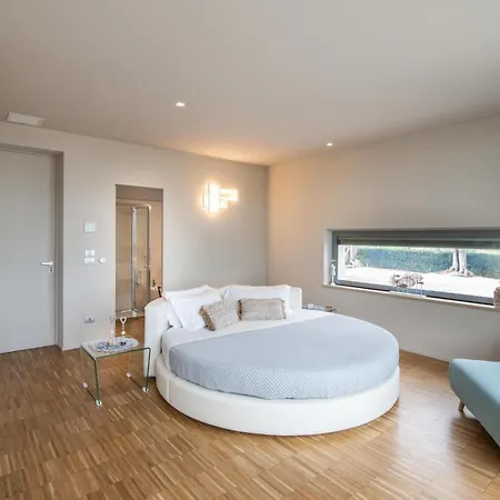 Alkimia Boutique Васто