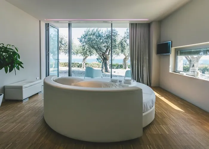 Alkimia Boutique Hotel 3*